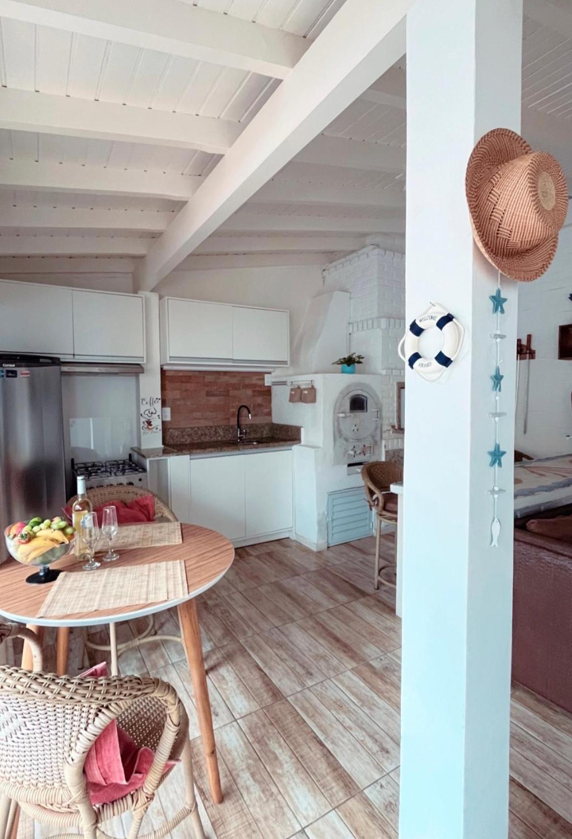 Casa com piscina e acesso a pé à Praia do Santinho Florianópolis Exterior foto